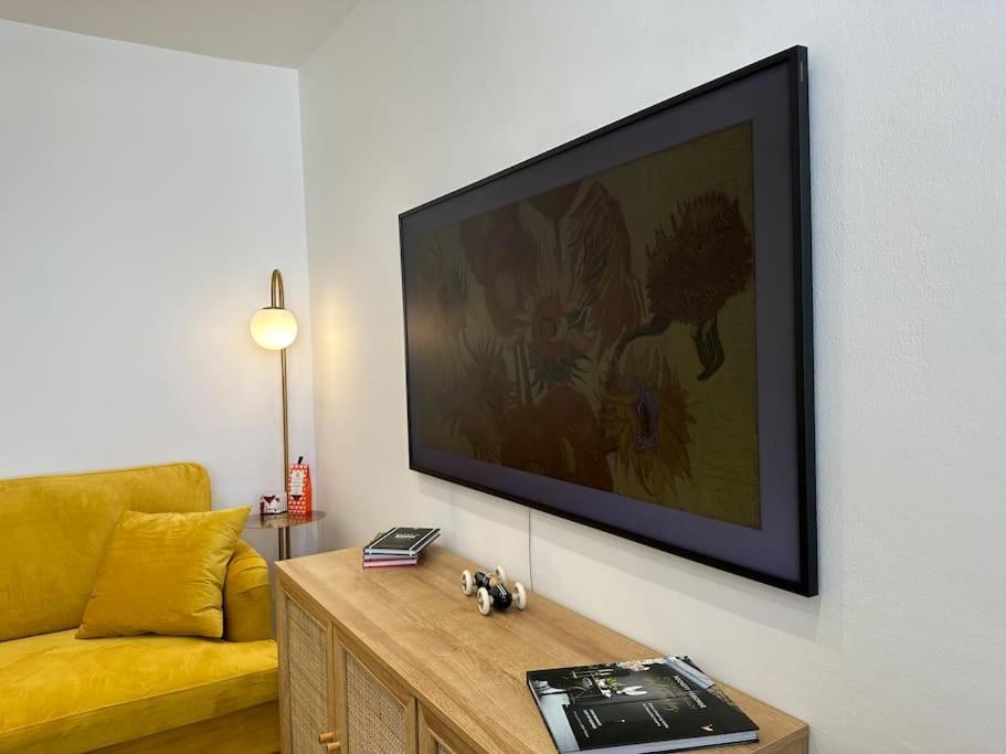 Stylish, Smart & Fun 4 Bed Home ลอนดอน ภายนอก รูปภาพ